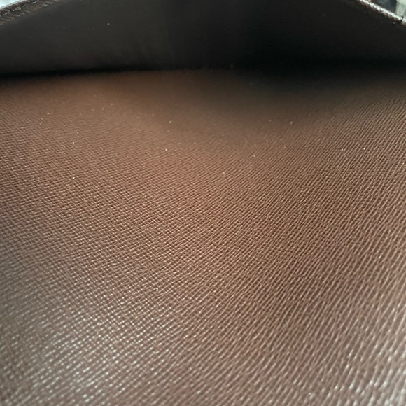 Sold❌❌Louis Vuitton Desk Agenda Cover
❣️❣️In High Demand❣️❣️ - Picture 12 of 16